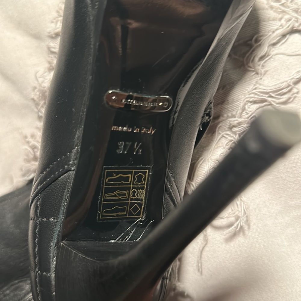 Burberry OTK black leather boots, 7 US, 37.5 EU. Worn 4 times, excellent cond. - Picture 5 of 14